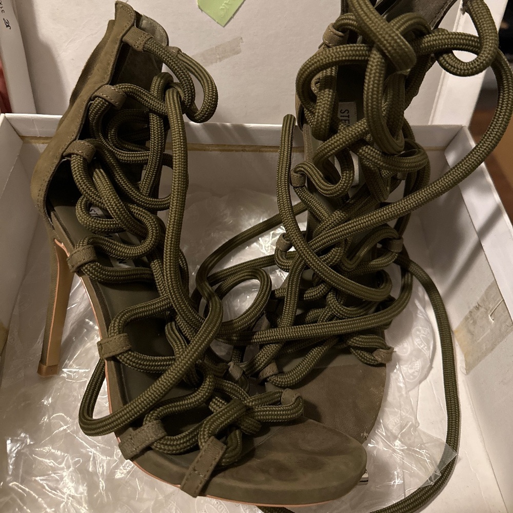 Steve Madden dancin green